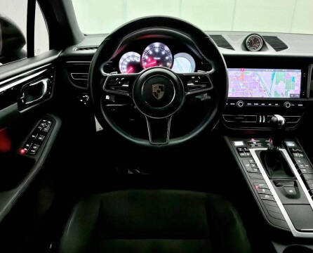 2020 Porsche Macan S