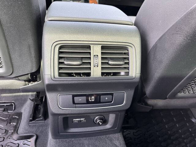 2023 Audi Q5 quattro Premium Plus 40 TFSI