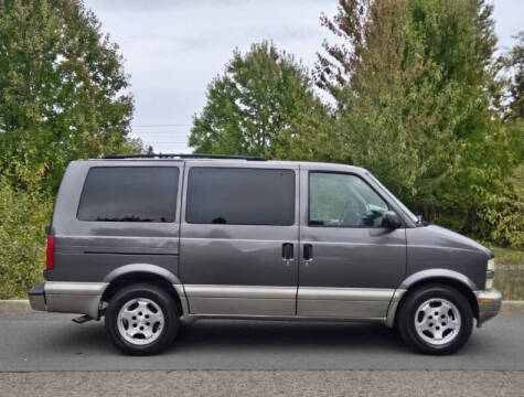 2005 Chevrolet Astro LT