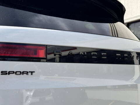 2023 Land Rover Range Rover Sport P360 SE