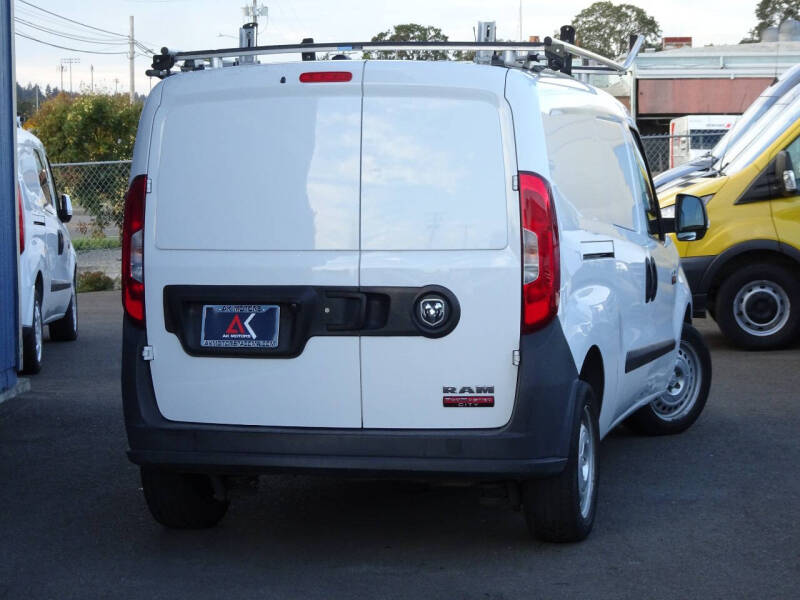 2018 RAM Promaster City Tradesman photo 11