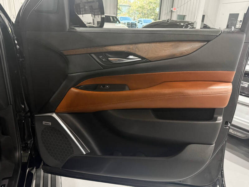 2020 Cadillac Escalade ESV Premium Luxury