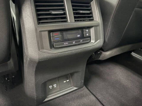 2022 Volkswagen Atlas SE