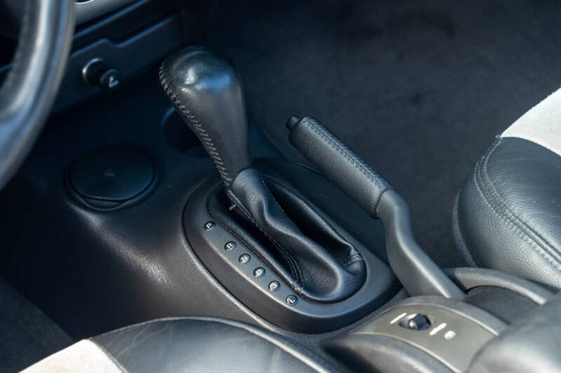 2004 Chrysler Sebring