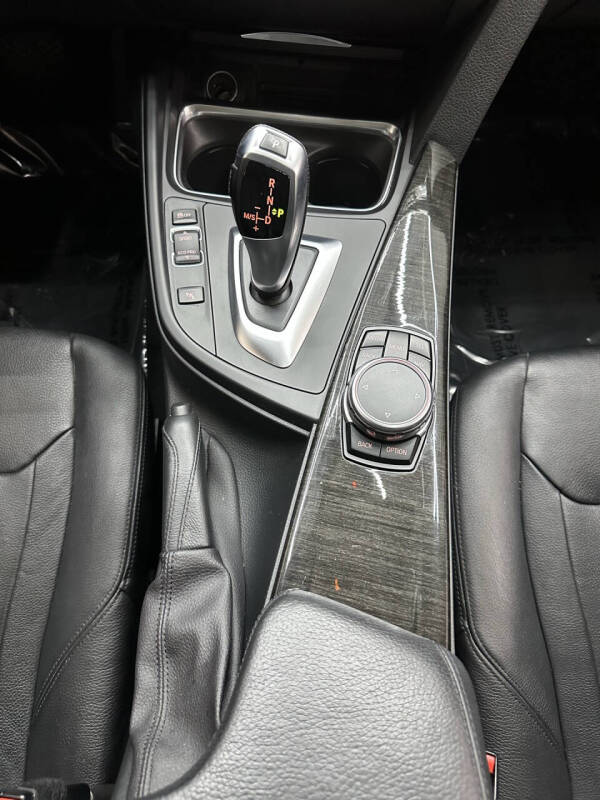 2015 BMW 3 Series 328i xDrive