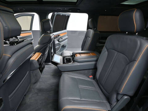 2023 Jeep Grand Wagoneer L Series II