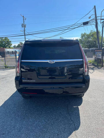 2015 Cadillac Escalade Luxury