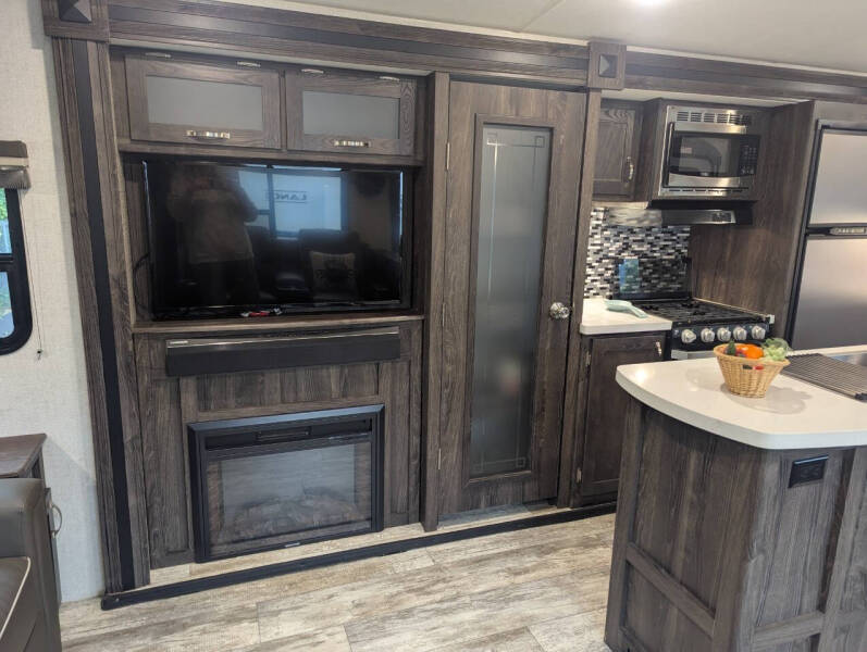 2020 Highland Ridge Open Range Lite 291RLS / 33ft