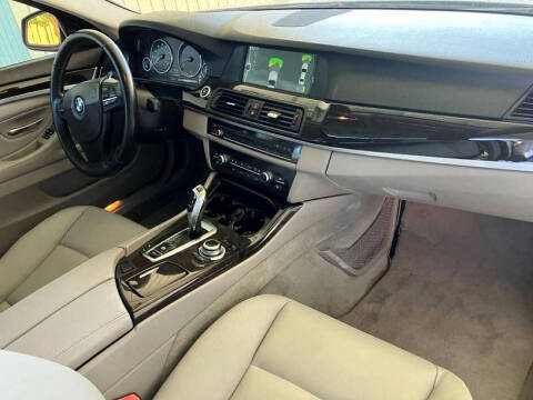 2011 BMW 5 Series 535i