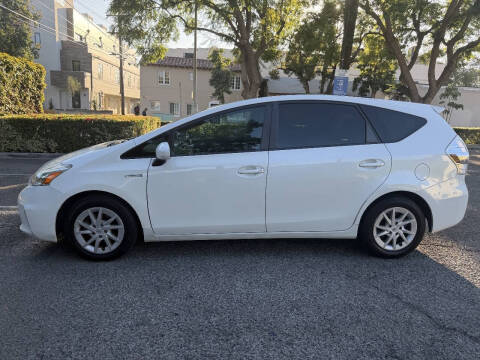 2012 Toyota Prius v Three