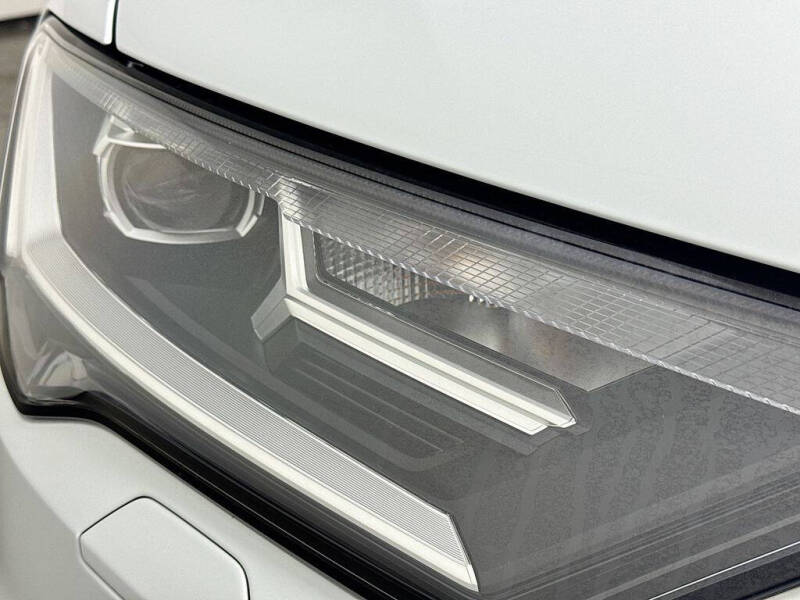 2023 Audi Q7 quattro Premium Plus 55 TFSI