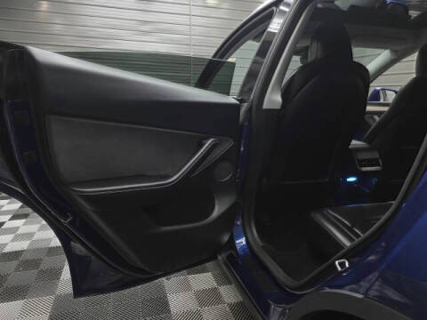 2025 Tesla Model Y Long Range