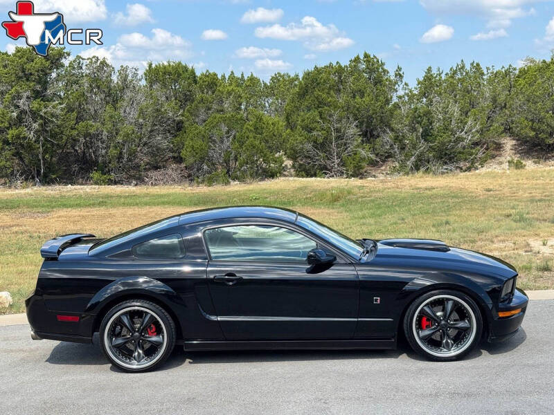 2006 Ford Mustang GT Deluxe