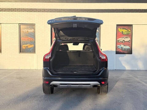 2017 Volvo XC60 T5 Dynamic