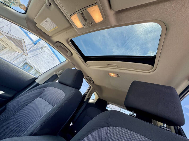 2012 Nissan Rogue S