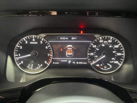 2025 Nissan Pathfinder SV