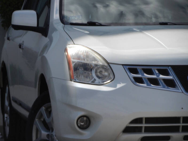 2013 Nissan Rogue SV w/SL Package
