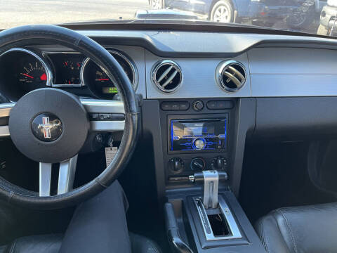 2007 Ford Mustang GT Deluxe