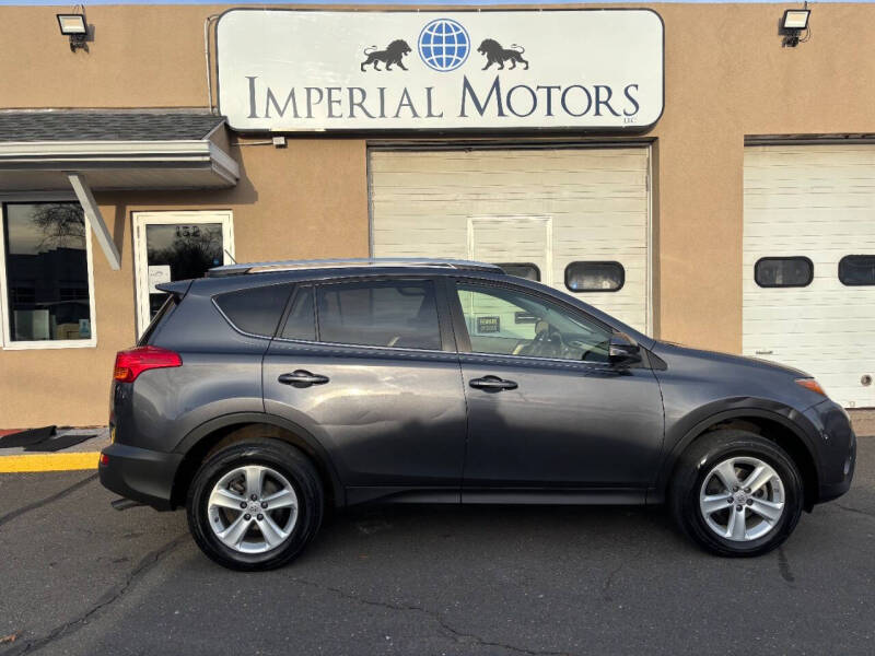 2013 Toyota RAV4 XLE's photo