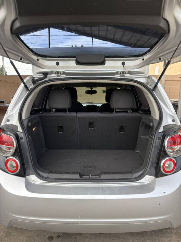 2014 Chevrolet Sonic LT Manual