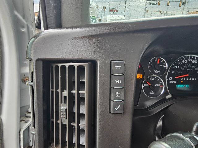 2017 Chevrolet Express 2500