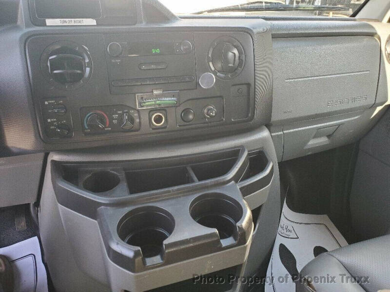 2009 Ford E-Series E-350 SD