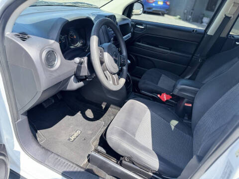 2016 Jeep Compass Sport