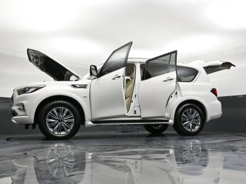 2020 Infiniti QX80 Luxe