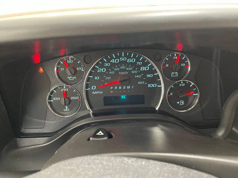 2026 GMC Savana 2500