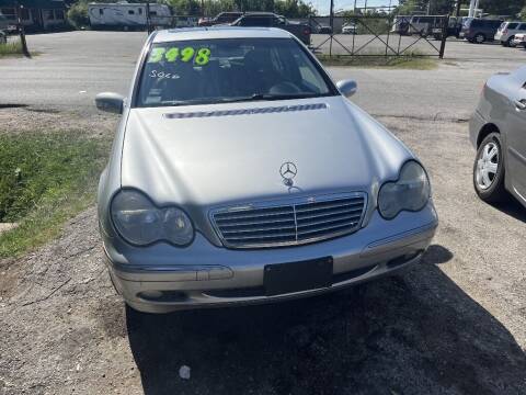 2002 Mercedes-Benz C-Class for sale at SCOTT HARRISON MOTOR CO in Houston TX