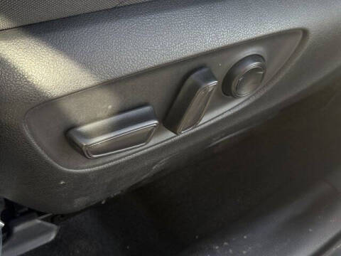 2024 Toyota Venza LE