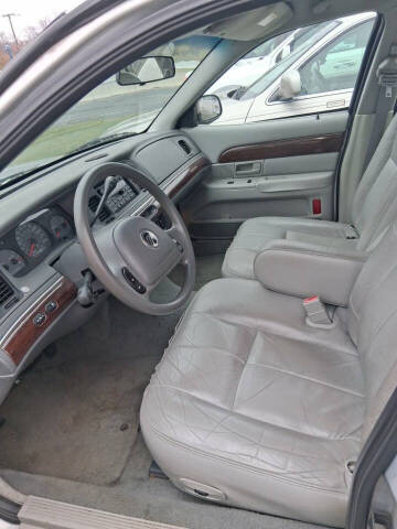 2003 Mercury Grand Marquis GS