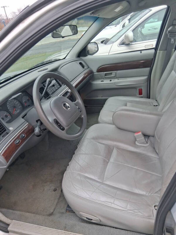 2003 Mercury Grand Marquis GS