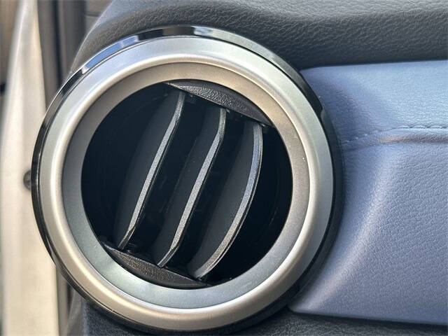 2023 Nissan Versa SV