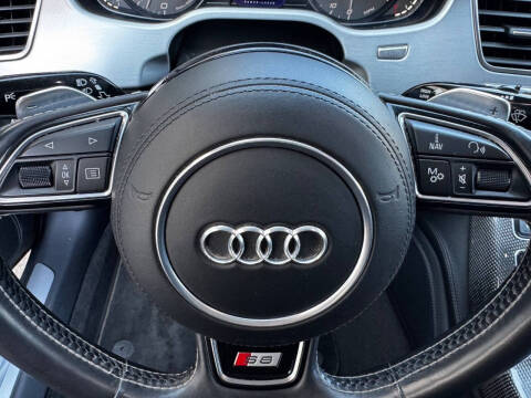 2014 Audi S8 4.0T quattro