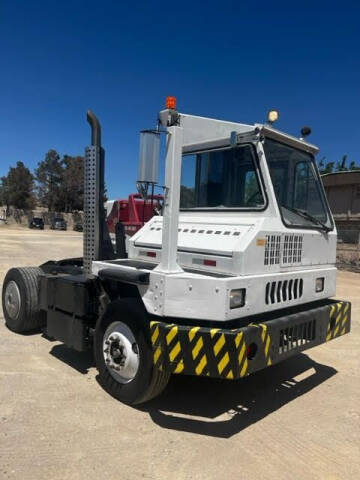 2015 Kalmar Ottawa Yard Spotter Truck