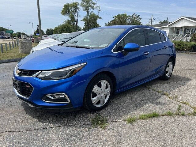 2017 Chevrolet Cruze for sale at Paramount Motors in Taylor MI