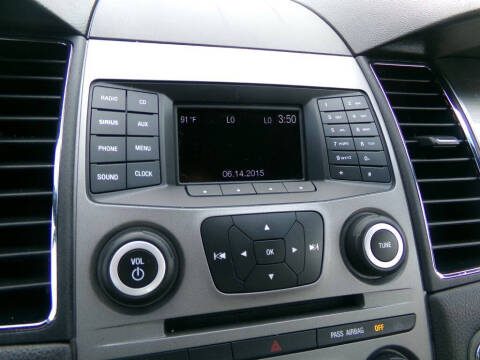 2017 Ford Taurus SEL