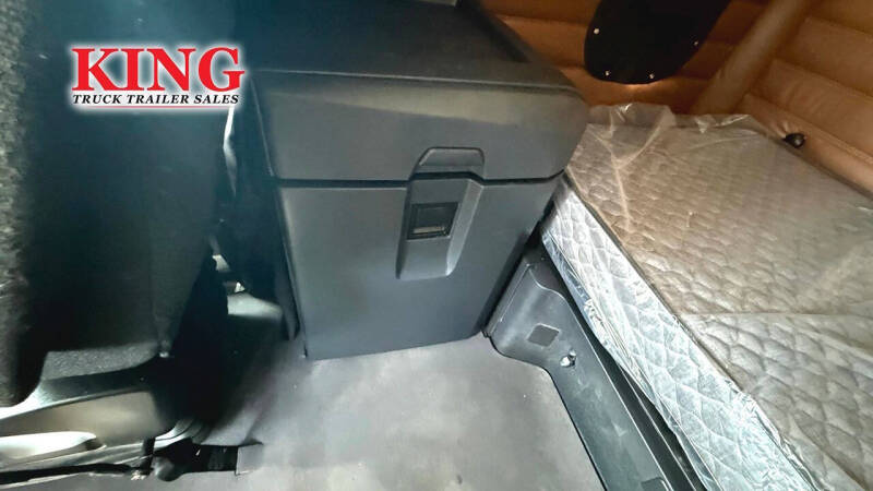 2024 Freightliner Cascadia