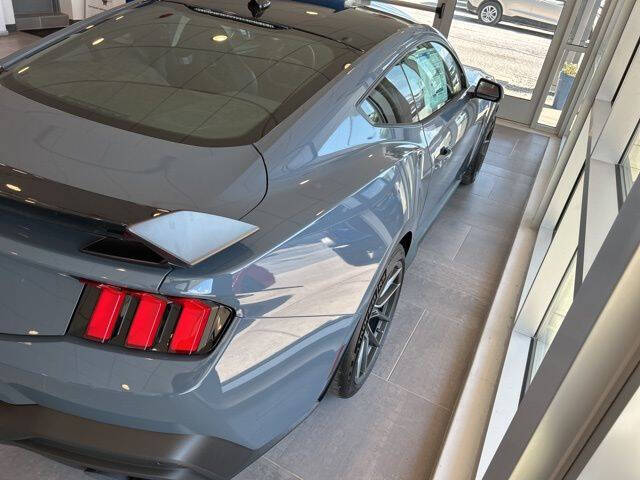 2025 Ford Mustang Dark Horse
