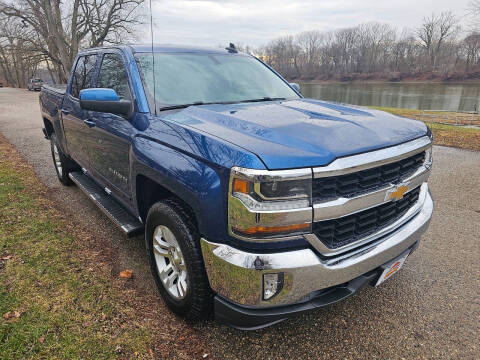 2017 Chevrolet Silverado 1500 for sale at Auto House Superstore in Terre Haute IN