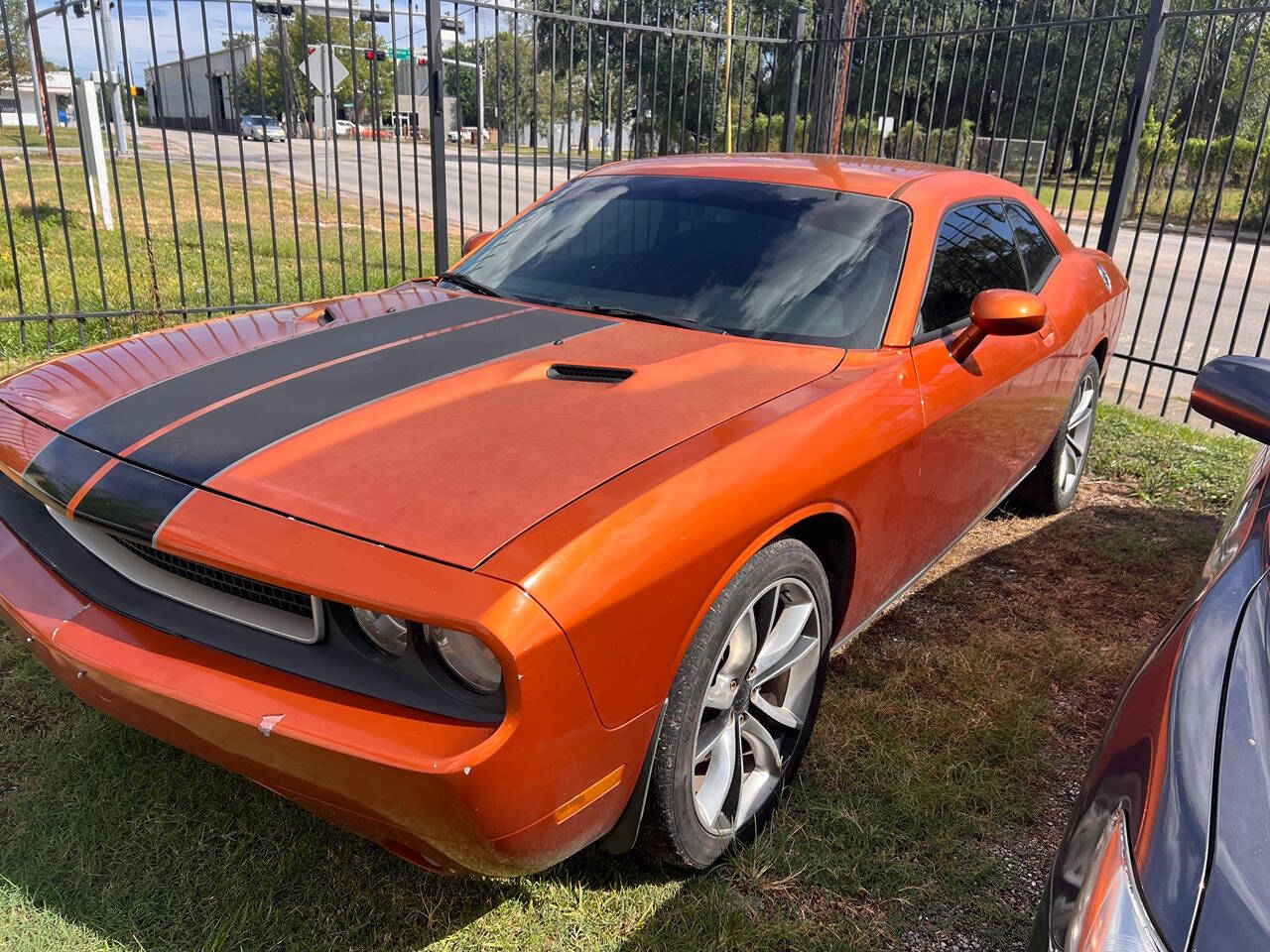 2011 Dodge Challenger for sale at Affordable Quality Motors LLC in Houston, TX