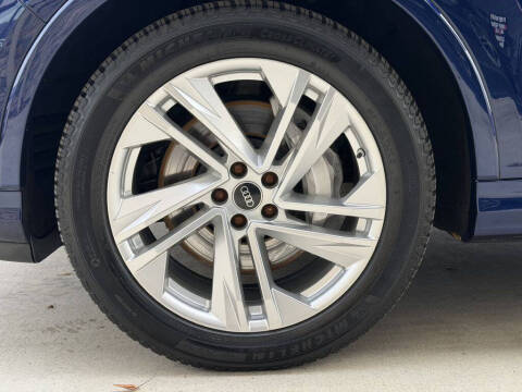 2022 Audi Q7 quattro Prestige 55 TFSI