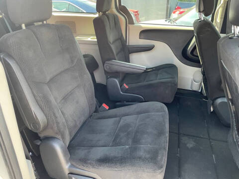 2016 Dodge Grand Caravan SE