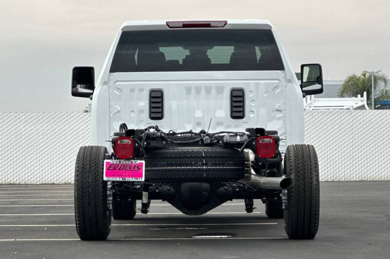 2025 GMC Sierra 2500HD Pro