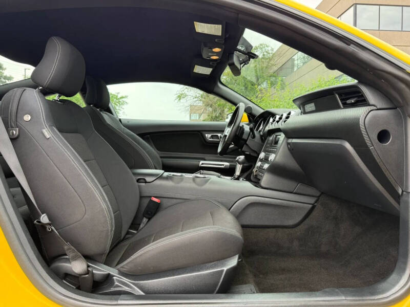 2015 Ford Mustang V6