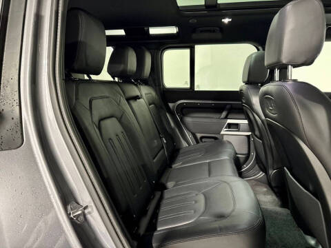 2022 Land Rover Defender 110 S