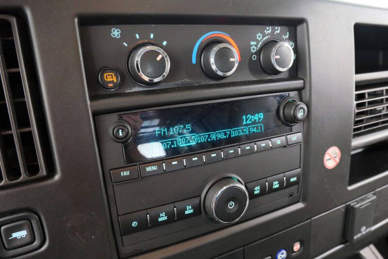 2022 GMC Savana 2500