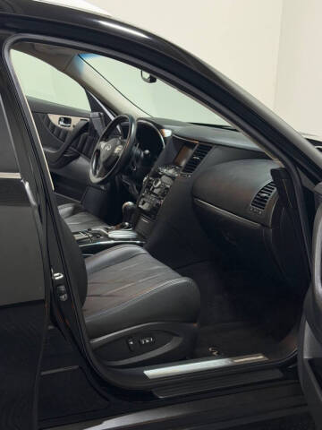 2009 Infiniti FX35