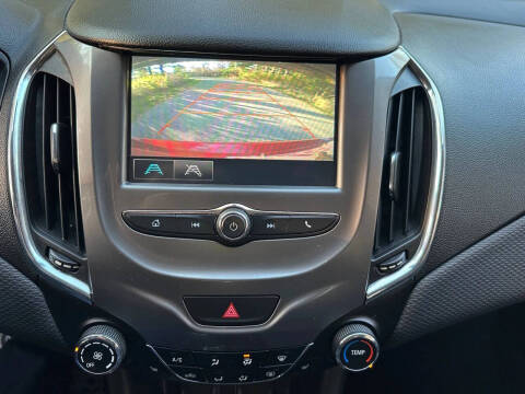 2017 Chevrolet Cruze LT Auto